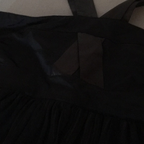 Halter top - Picture 4 of 5